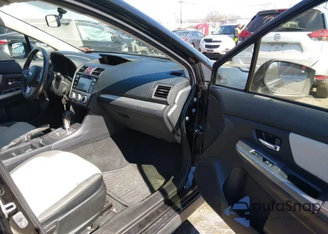 2017 Subaru Crosstrek 2.0I Premium z USA, uszkodzony, nr VIN JF2GPABCXH8216783